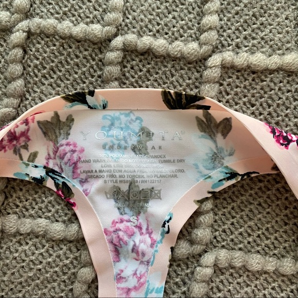 RESTOCK Seamless Laser Cut Thong - Picture 3 of 5